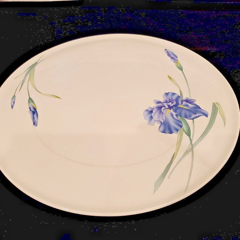 Christopher Stuart Y1519 Iris Cake Plate Platter Bone China ~ Made in Thailand